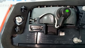 Light inside trunk lid left BMW 5 G30 17-20 cracks