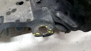 Front left fender liner Toyota Prius 30 12-15 plug-in fastening break