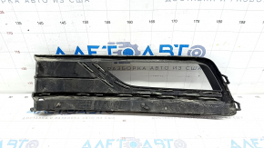 Front bumper grille side right VW Passat b8 16-19 USA under fog lights, sand, chrome used