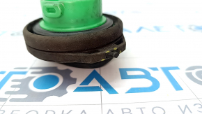 Fuel filler cap Audi Q5 8R 09-17 the fastening to the body is torn off