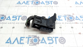 Feature for Injector Drive Transfer Case Kia Sorento 14-15 rest