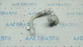 VW Tiguan 18 washer reservoir neck - without cover and filter, broken fastener