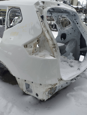 Quarter wing rear left Nissan Rogue 14-20 white on the body, pokes