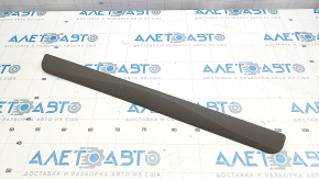 Nissan Leaf 11-12 gray outer front left door sill plate