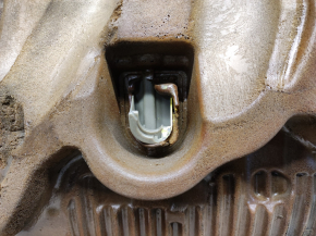 Lexus ES350 07-12 Engine Cover Scratches, Broken Fasteners