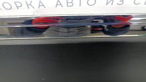Door trim lower rear right VW Tiguan 18- with chrome, structure, scratches, mold, cracked fastener