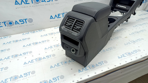 Central console armrest and cup holders VW Tiguan 18 - leather black, scratches, for dry cleaning