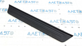 Door sill trim front left outer Hyundai Sonata 15-19 black, crack in fastening