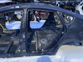 Body pillar central left Toyota Prius 30 10-15 on the body with a threshold, the threshold is dented
