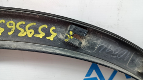 Front right wing arch trim VW Tiguan 18-21 structure, broken fasteners, scratches
