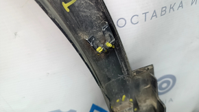 Front right wing arch trim VW Tiguan 18-21 structure, broken fasteners, scratches