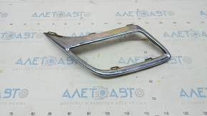 Right muffler frame VW Tiguan 18 - chrome, bumps, chrome bulged