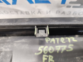 Front right threshold Jeep Patriot 11-17 structure breaks in fasteners, scratches