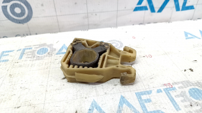 Upper Right Radiator Mount VW Tiguan 18