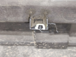 Right threshold Dodge Journey 11 - structure with chrome, scratches, fasteners torn, 3 fasteners broken, bumps