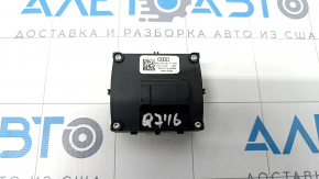 Buttons for folding the 3rd row of seats in the trunk of the Audi Q7 16-