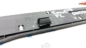 Door sill trim front left outer Kia Soul 14-19 chrome with backlight, missing chip, crack in fastening