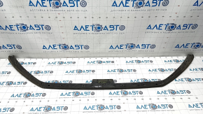 Front hood seal Audi Q7 16 - broken mount