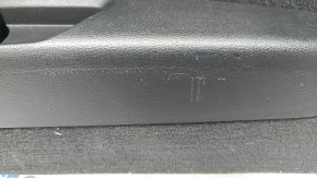 Right arch trim Audi Q7 16-19 for air suspension black, scratches, broken mount