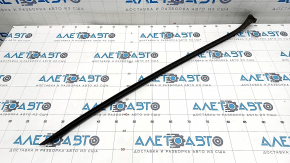 Windshield molding left Audi Q7 16-