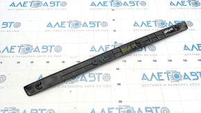 Door sill trim front outer left Toyota Highlander 01-07 black, worn