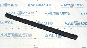 Door sill trim front outer right Toyota Highlander 01-07 black, worn