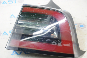 Light outer wing right Tesla Model 3 18- USA 3 pins snag