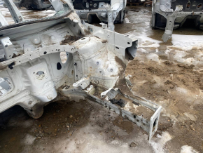Front left quarter VW Tiguan 18 - on the body, white, dented pillar