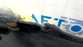 Floor covering front left Audi Q7 16- black, needs cleaning, fastener is torn