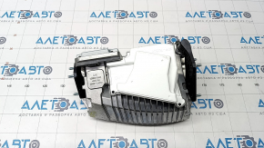 Projection on the windshield of Audi Q7 16-