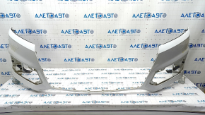 Bare front bumper Audi Q7 16-19 for 4 parking sensors, white, with reflectors, without washer, scratches, broken fasteners