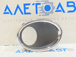Right fog light frame Nissan Rogue Sport 17-19
