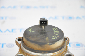 Rear right hub Hyundai Santa FE Sport 13-18 FWD humming bearing, rusty