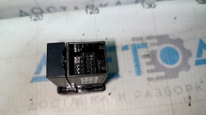 USB Hub, AUX Lexus CT200h 11-13