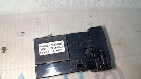 USB Hub, AUX Lexus CT200h 11-13