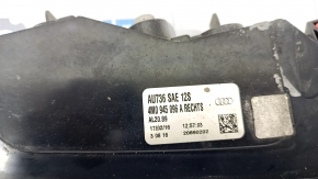 Rear bumper light right Audi Q7 16- crack