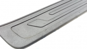 Door sill trim front right outer Kia Sorento 10-15 black, worn