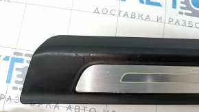 Door sill trim rear left outer Audi Q7 16- black with chrome, backlight, scratches