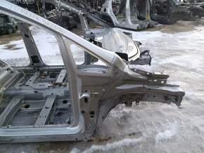 Front right quarter Ford C-max MK2 13-18 on the body, silver, rusty