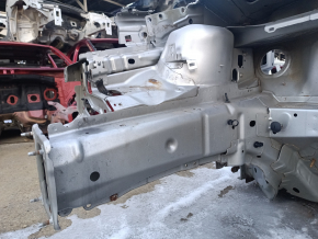 Front right quarter Ford C-max MK2 13-18 on the body, silver, rusty