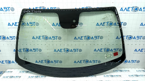 Windshield Alfa Romeo Giulia 17-18 chips, air on the edge