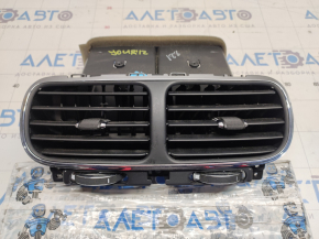 Central dashboard air duct deflector Dodge Journey 11- black with chrome