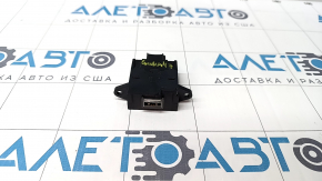 Charging port center console rear Alfa Romeo Giulia 17-19