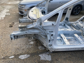 Front left quarter Ford C-max MK2 13-18 on the body, white