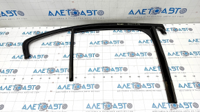 Upper rear right door molding Alfa Romeo Giulia 17-19 black with glass seal, scratches