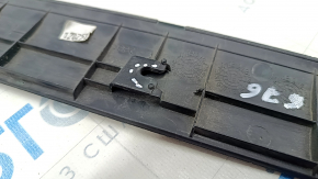 Door sill trim front left outer Toyota Camry v55 15-17 usa black, type 1, worn, crack in fastening