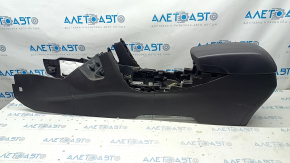 Central console with armrest Hyundai Santa FE Sport 13-16 pre-rest, dark brown, scratches