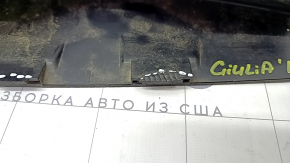 Alfa Romeo Giulia 17 front bumper lip - scratches, broken fasteners