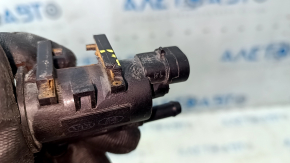 Solenoid valve on the intake Hyundai Santa FE Sport 13-16 crack on the mount