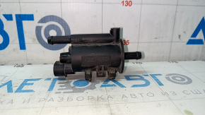 Solenoid valve on the intake Hyundai Santa FE Sport 13-16 crack on the mount